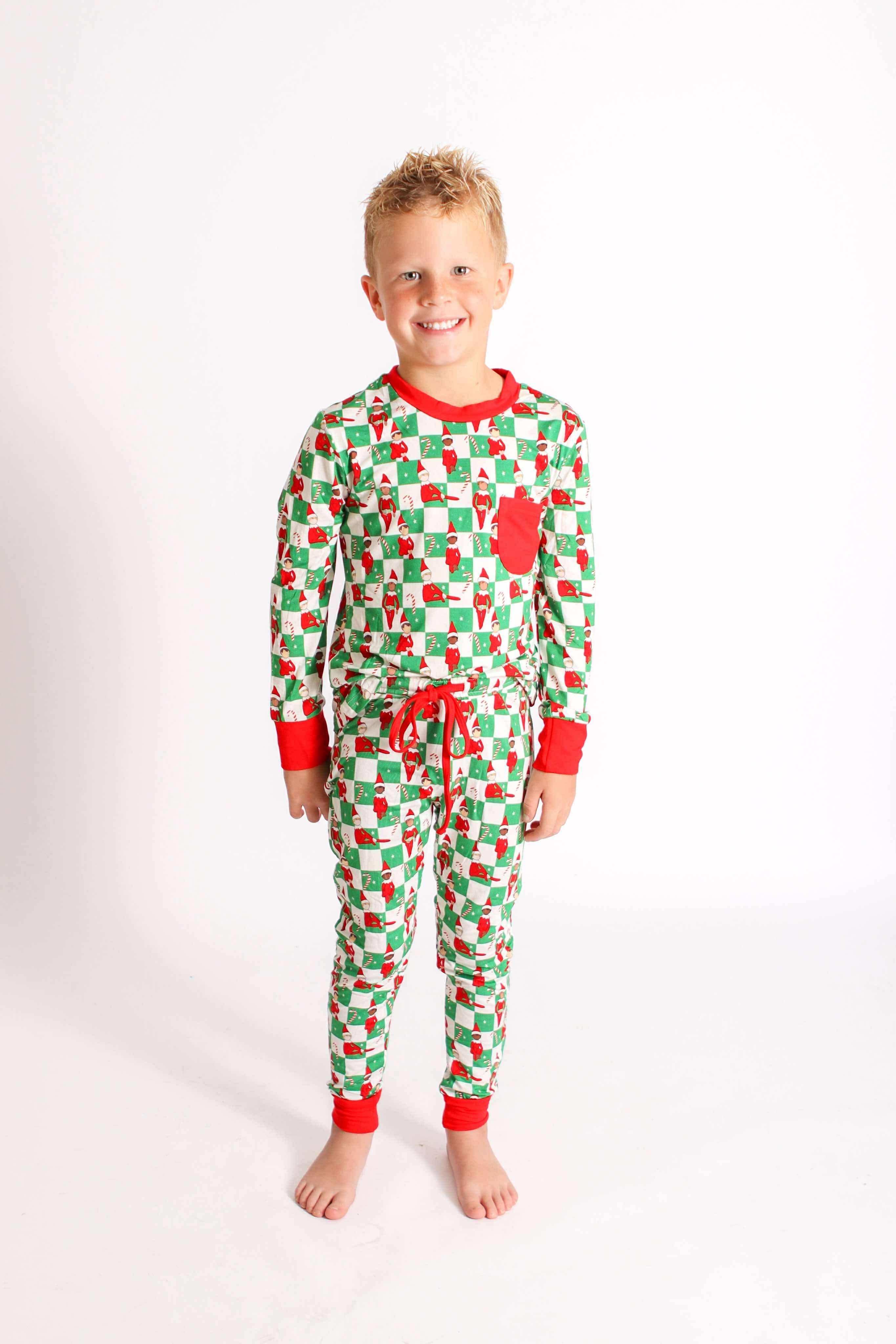 Elfin’ Around Bamboo Lounge