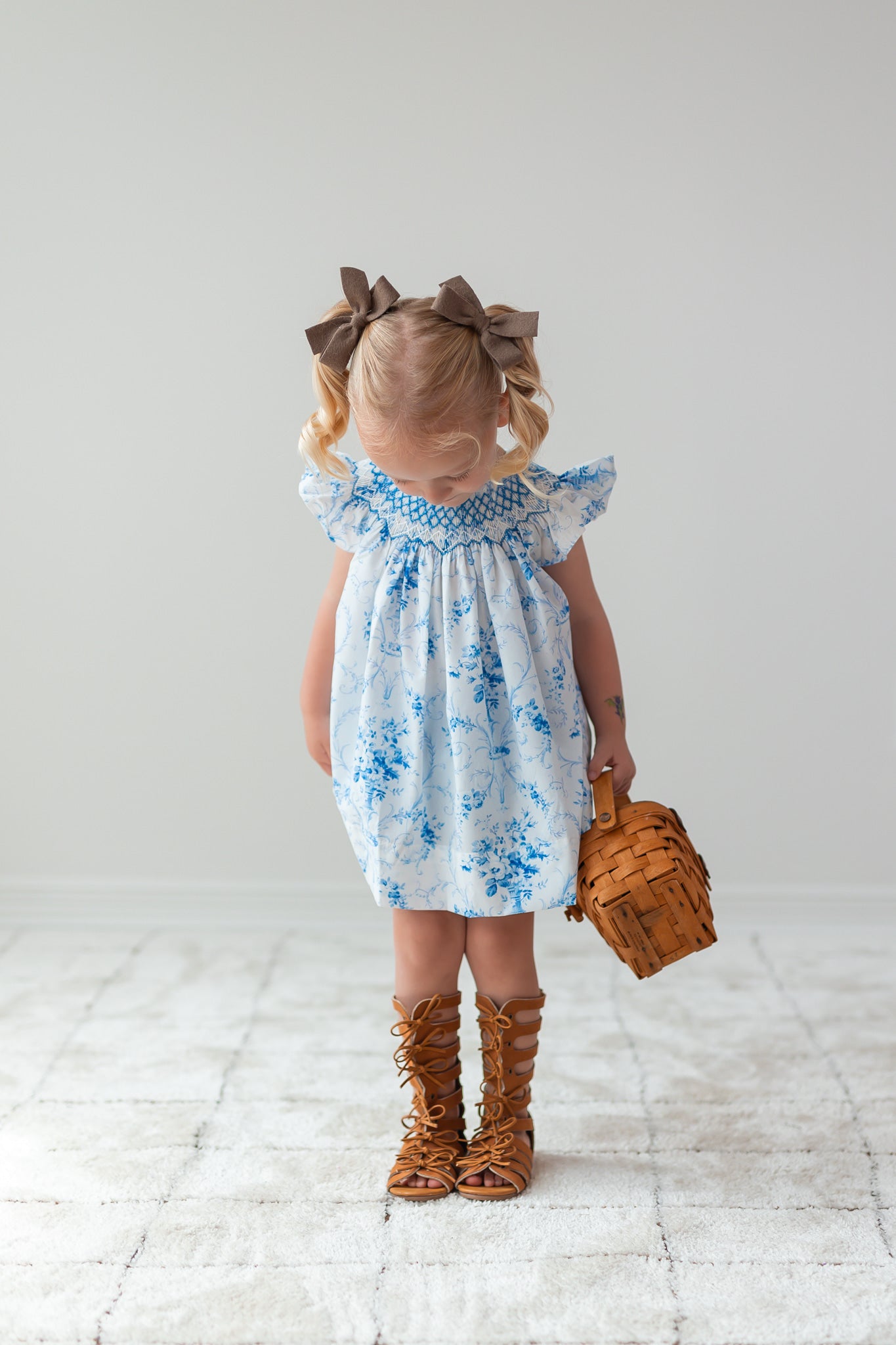 Daydream French Toile Blue Hand Smocked Diaper Set