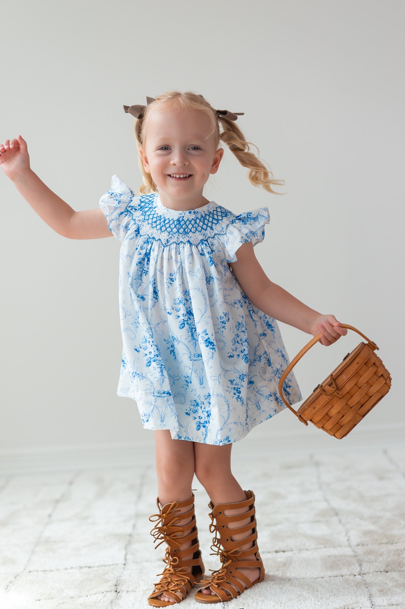 Daydream French Toile Blue Hand Smocked Diaper Set