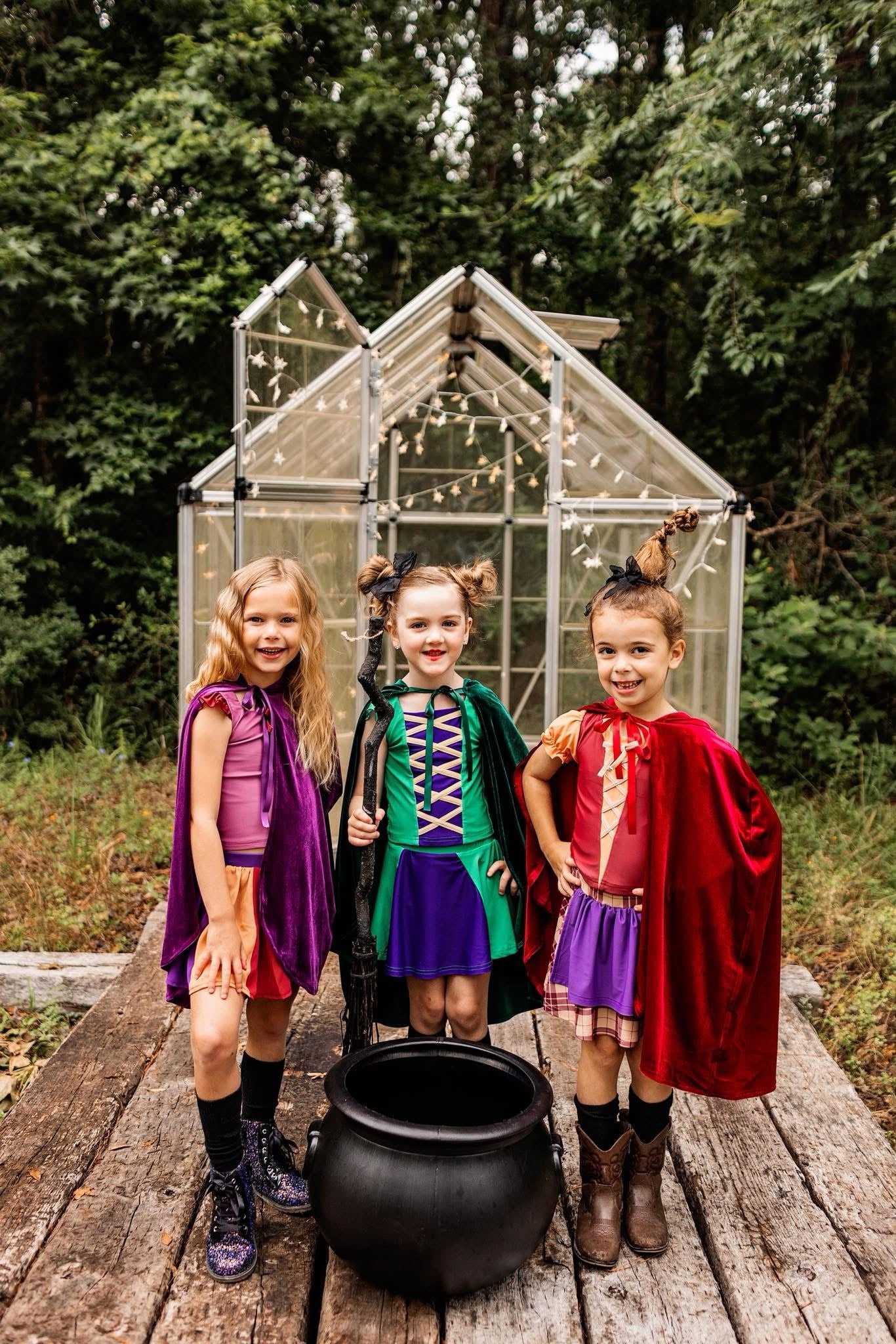 Winnie Spooky Sister Athletic Skort Set & Green Cape