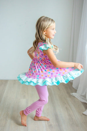 Bamboo Candy Corn Skirted Lounge